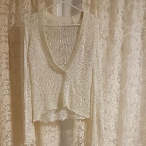 Elegant Cream Knit Sparkle  Vneck
